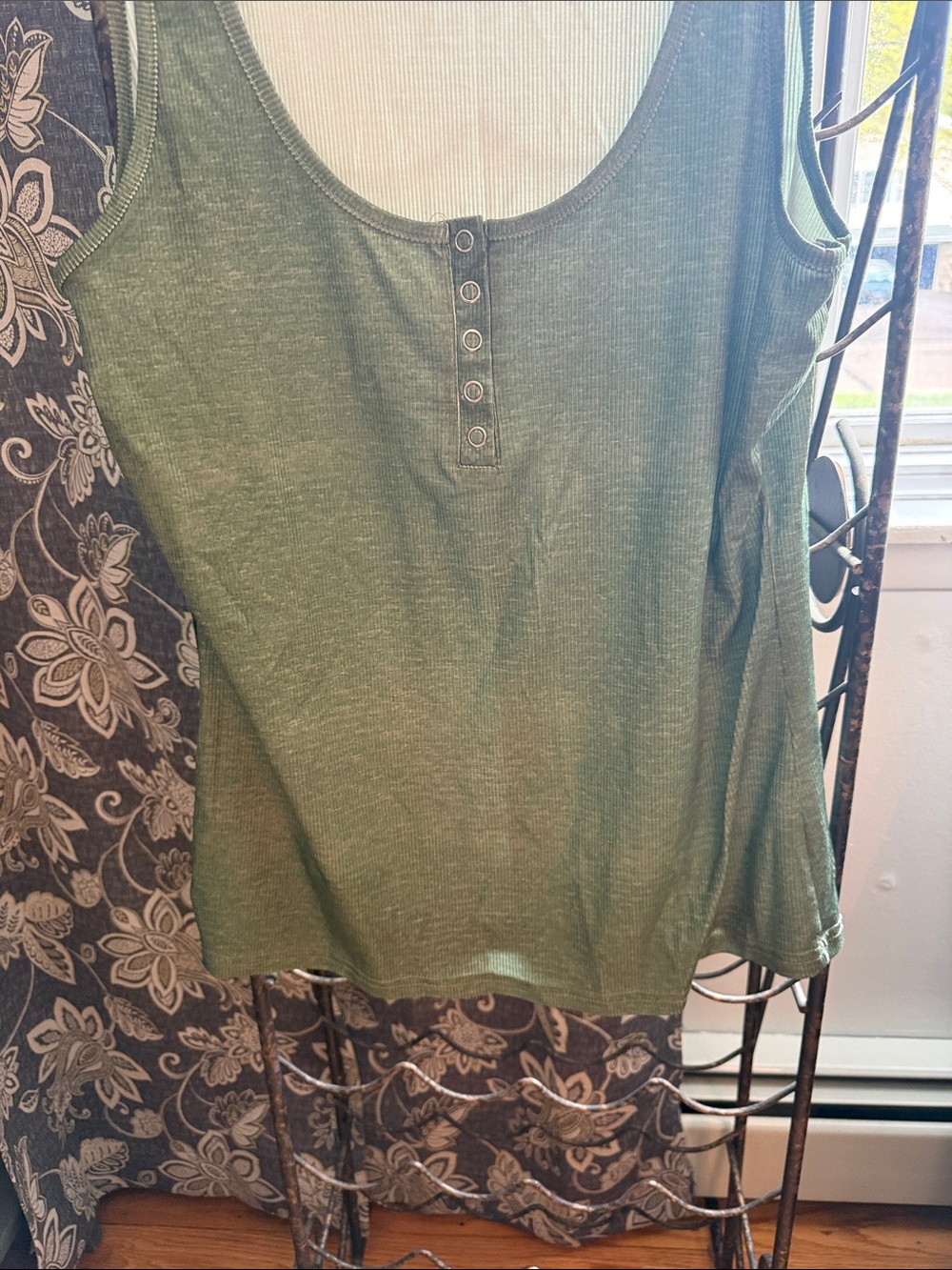 Chico's Olive Green Ribbed Henley Tank - Picture 4 of 5